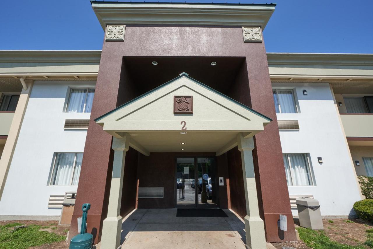 Riverview Inn & Suites Somerset Bagian luar foto