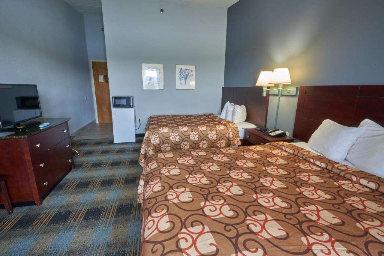 Riverview Inn & Suites Somerset Bagian luar foto