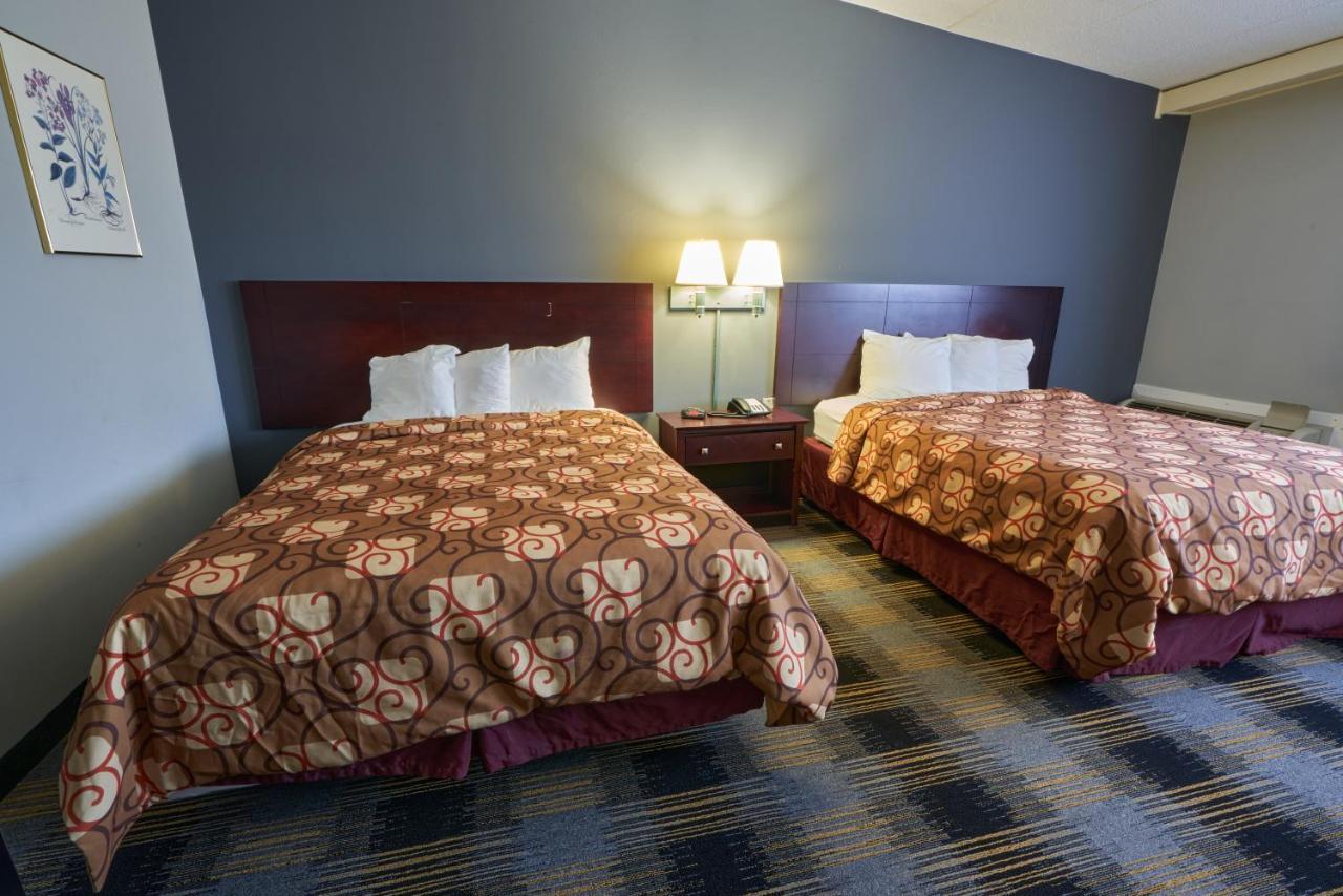 Riverview Inn & Suites Somerset Bagian luar foto