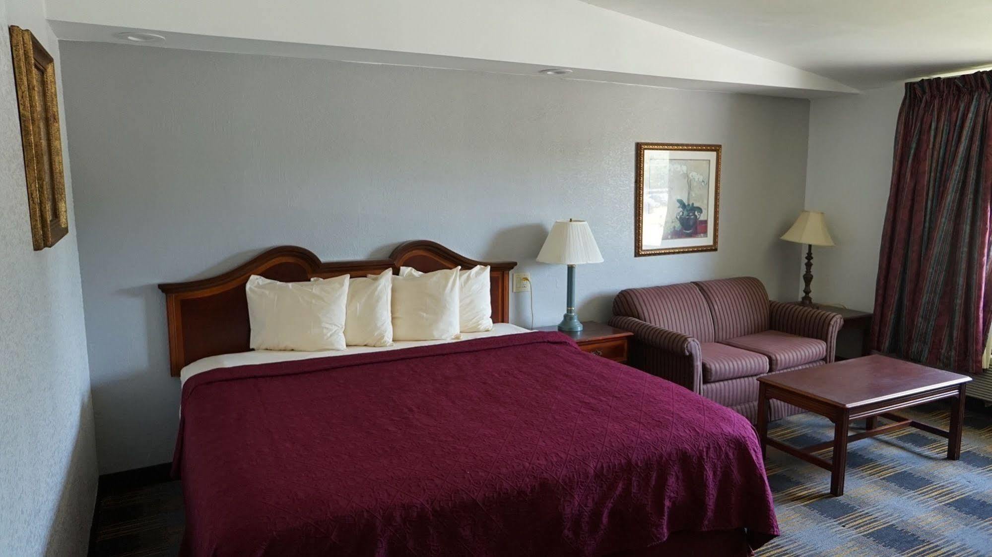 Riverview Inn & Suites Somerset Bagian luar foto